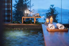 Tengchong Budu Hot Spring Resort Hotel