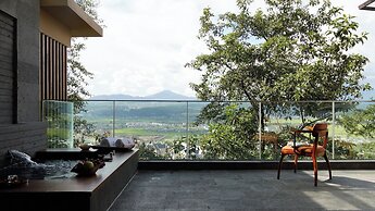 Tengchong Budu Hot Spring Resort Hotel