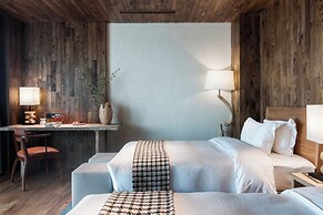 Tengchong Budu Hot Spring Resort Hotel