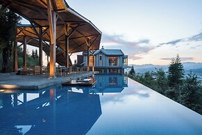 Tengchong Budu Hot Spring Resort Hotel