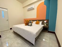Budai Sun Never Sets B&B