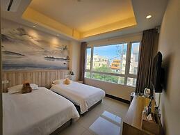 Budai Sun Never Sets B&B