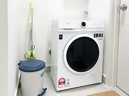 The Scott Garden by Manhattan Group