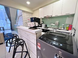 The Scott Garden by Manhattan Group