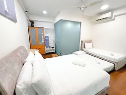 The Scott Garden by Manhattan Group