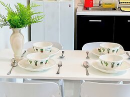 The Scott Garden by Manhattan Group