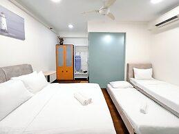 The Scott Garden by Manhattan Group