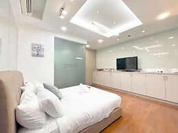 The Scott Garden by Manhattan Group