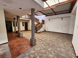 El Santuario GT