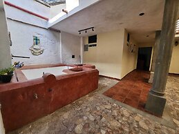 El Santuario GT