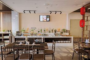 Astica Hotel Nha Trang