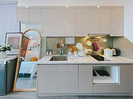 Vinhomes Ocean Park Apartment Ha Noi - 20 October Homestay