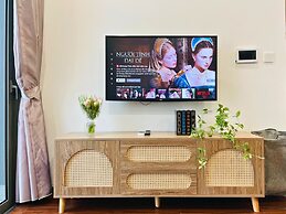 Vinhomes Ocean Park Apartment Ha Noi - 20 October Homestay