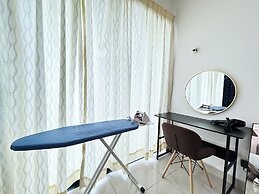 Trefoil by Manhattan Group