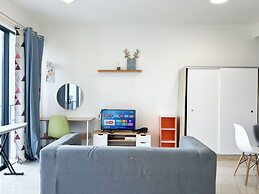 Trefoil by Manhattan Group