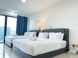 Trefoil by Manhattan Group