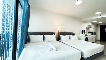 Trefoil by Manhattan Group