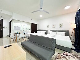 Trefoil by Manhattan Group