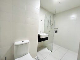 Trefoil by Manhattan Group