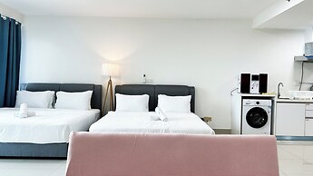 Trefoil by Manhattan Group