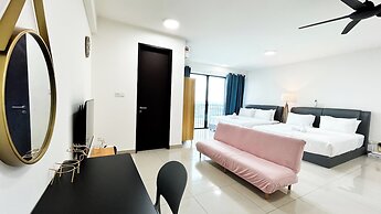 Trefoil by Manhattan Group