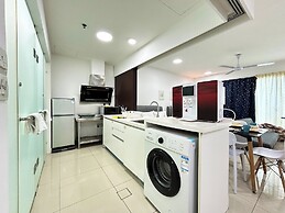 Trefoil by Manhattan Group