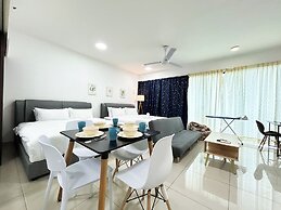 Trefoil by Manhattan Group