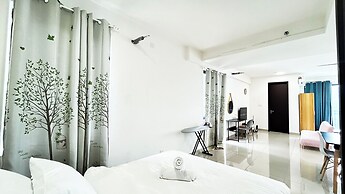 Trefoil by Manhattan Group