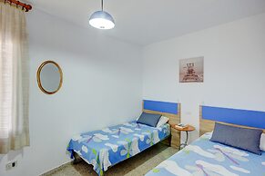 Apartment in Roses With Beachfront View