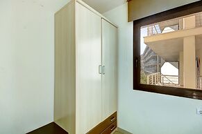 Beachfront Apartment in Roses