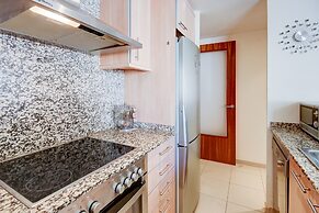 Beachfront Apartment in Roses