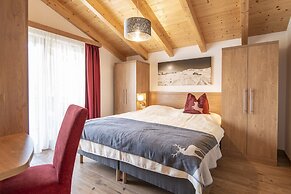 Penthouse in Salzburg With Balcony Views