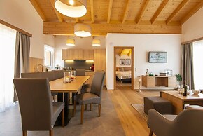 Penthouse in Salzburg With Balcony Views