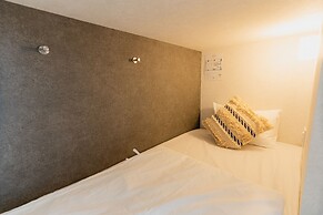 Guesthouse Akasaka - Hostel