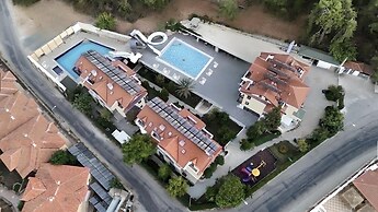 Casa De Levi̇ssi̇ Hotel Oludeni̇z