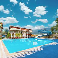 Casa De Levi̇ssi̇ Hotel Oludeni̇z