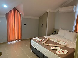 Casa De Levi̇ssi̇ Hotel Oludeni̇z