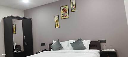 HOTEL BLACK GRAPES INN