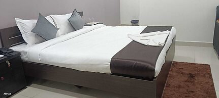 HOTEL BLACK GRAPES INN