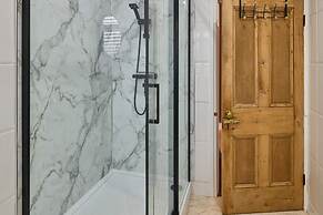 Host Stay Railway Cottages