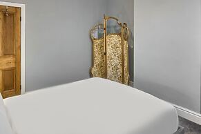 Host Stay Railway Cottages