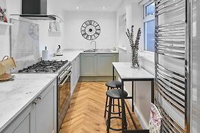 Host Stay Railway Cottages