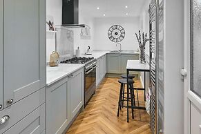 Host Stay Railway Cottages