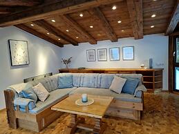 Amazing Cottage in Tyrol With Sauna