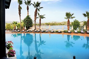 Amilla Beach Resort