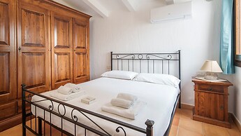 Villa Flora in Loiri Porto San Paolo