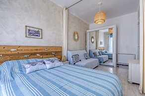 Apartment in Mountain Gateway