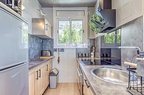 Apartment in Mountain Gateway