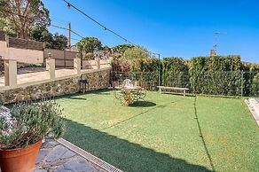 Pretty Apartment With Balcony
