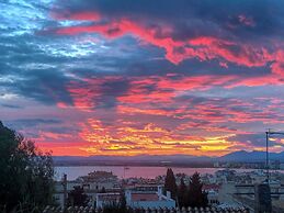 Pretty Apartment With Balcony